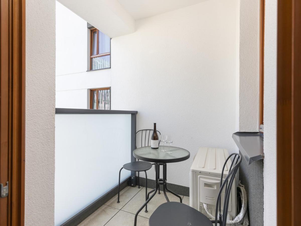 Karolkowa 28 II - Premium Apartments With Balcony By Noclegi Renters Warsaw Exterior photo